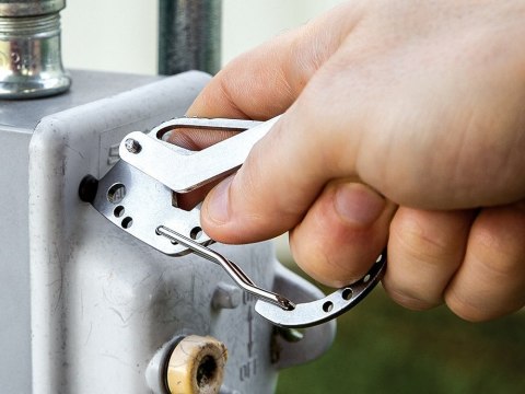 Brelok do kluczy karabińczyk survival multitool