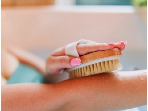 Szczotka do masażu ciała na sucho mokro naturalna