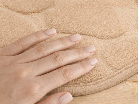 DYWANIK ŁAZIENKOWY MIĘKKI CHŁONNY ANTYPOŚLIZGOWY DUŻY 80X50 POD PRYSZNIC