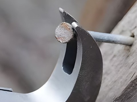 Młotek wielofunkcyjny 18w1 multitool narzędzie survival młotek piła obcęgi