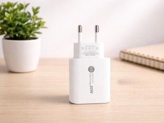 Szybka ładowarka do telefonu sieciowa 20w usb i usb-c + kabel 3w1 do iphone