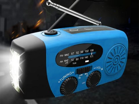 Radio latarka akumulatorowe solarne dynamo na korbkę powerbank usb awaryjne